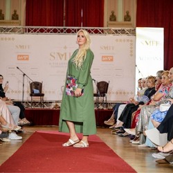 Natura ed ecologia in passerella: la moda che crea sviluppo Immagine 1