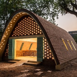 La Classe Rouge: sustainable architecture for Niger schools  ... Image 2