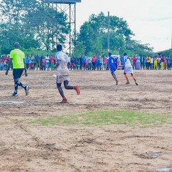 Soccer for peace: bringing people together in Tana River Cou ... Immagine 1