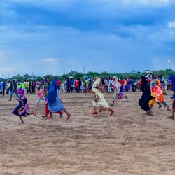 Soccer for peace: bringing people together in Tana River Cou ... Immagine 3